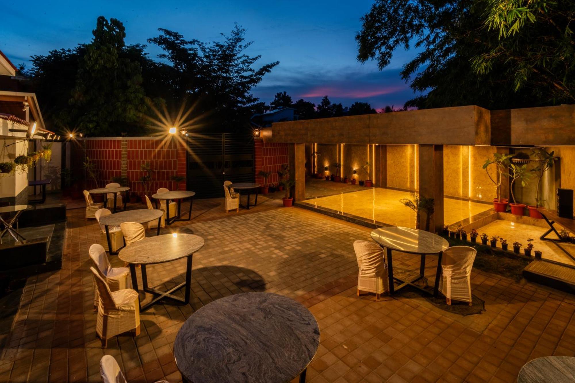 The Venue By Seasons Suites- Dod Ballāpur Exterior foto