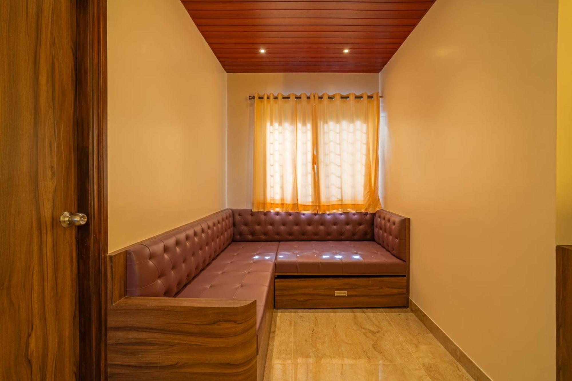 The Venue By Seasons Suites- Dod Ballāpur Exterior foto