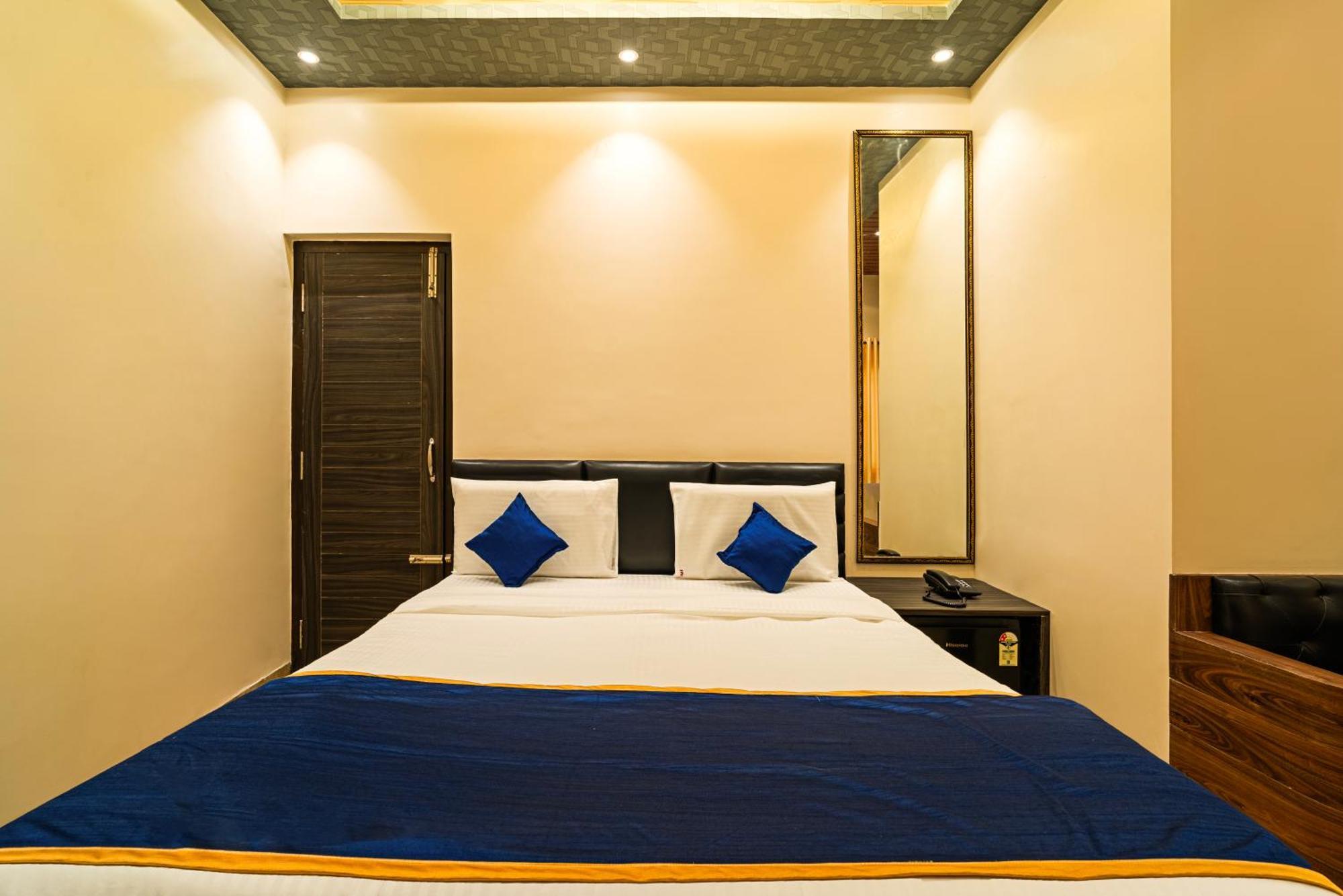The Venue By Seasons Suites- Dod Ballāpur Exterior foto